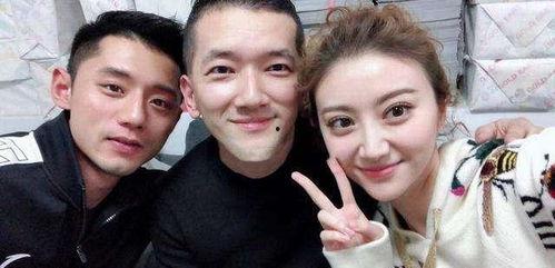 娱乐圈吃瓜辟谣,真相与谣言的较量